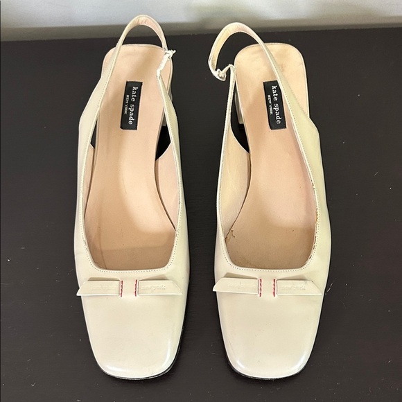 kate spade Shoes - Kate Spade Slingback Heel Tan Bow Square Toe Logo Leather Made in Italy Sz 8